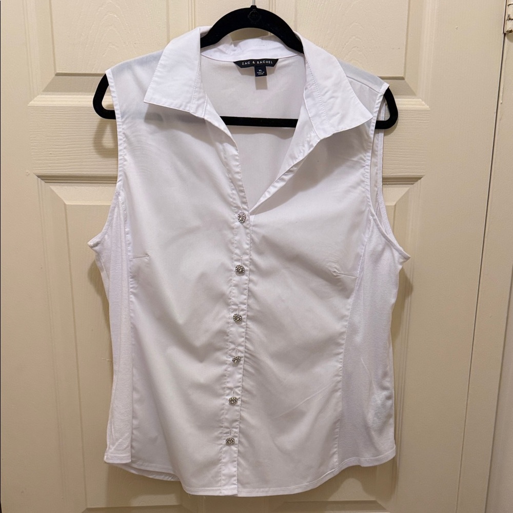Zac & Rachel White Sleeveless Button-Front Collared Top